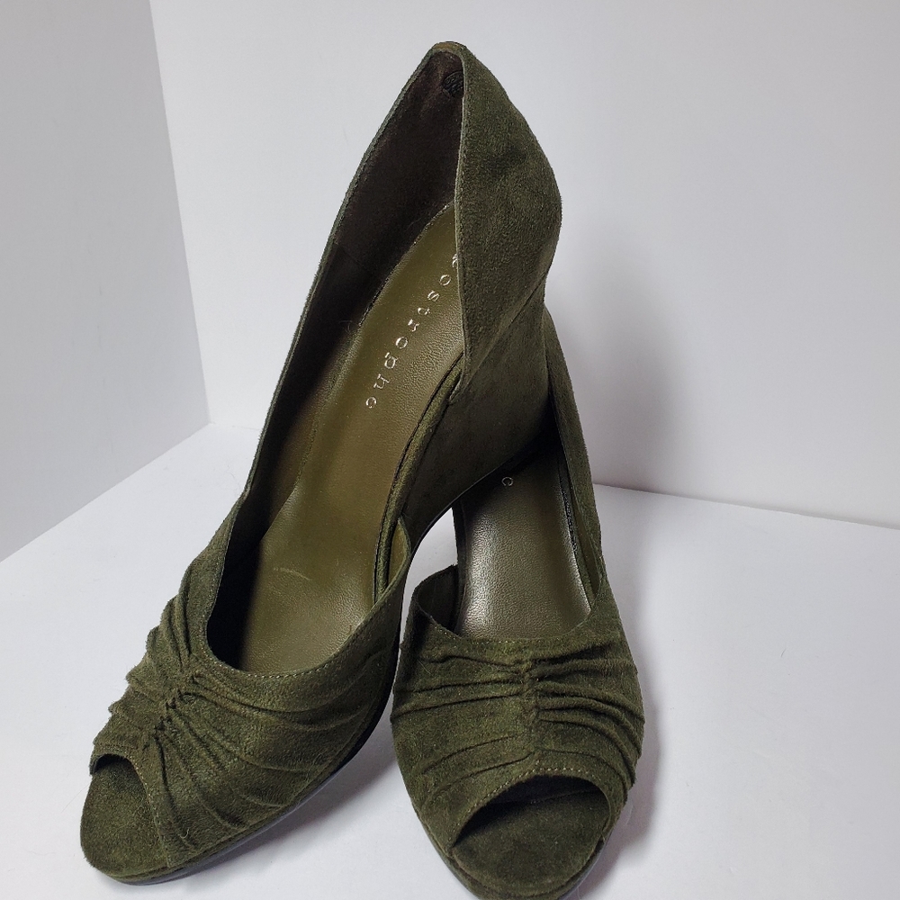 Apostrophe Green Suede 3.5" Wedges